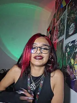 carolinerue online show from February 10, 2026, 10:52 am