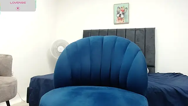 adriel escalante online show from February 10, 2026, 3:32 am