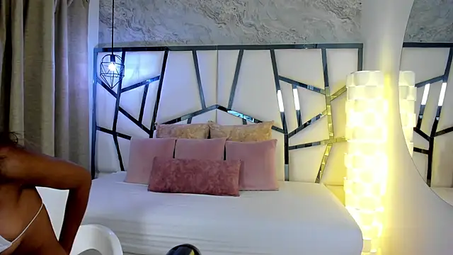 Susanna Cute online show from February 5, 2026, 1:27 pm