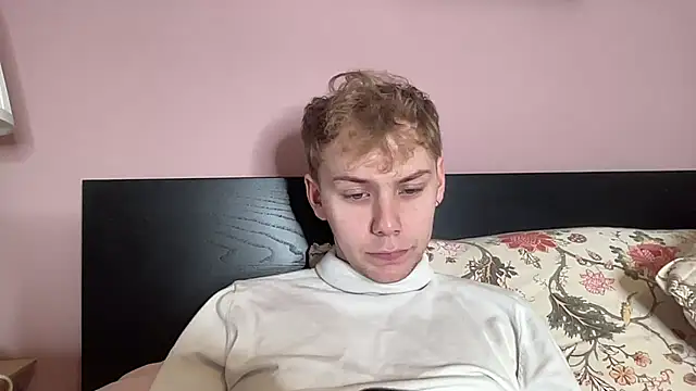 scottishtwink01 online show from October 21, 2025, 12:28 pm