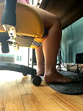 PlayWithBrittany online show from September 9, 2025, 3:55 pm