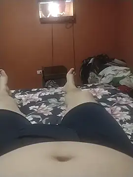 Snapshot of Santiagoqro85 chatting on November 22, 2025, 4:11 am Santiagoqro85 online show from November 22, 2025, 4:11 am