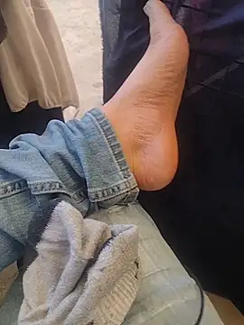 Snapshot of Santiagoqro85 chatting on December 5, 2025, 5:31 pm Santiagoqro85 online show from December 5, 2025, 5:31 pm