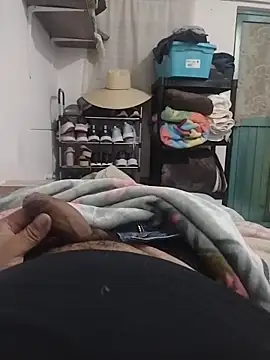 Snapshot of Santiagoqro85 chatting on March 9, 2026, 1:53 am Santiagoqro85 online show from March 9, 2026, 1:53 am