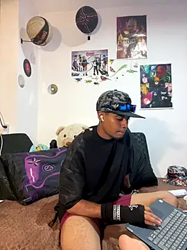 Snapshot of Teito69 chatting on September 18, 2025, 4:14 am Teito69 online show from September 18, 2025, 4:14 am