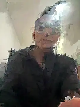 Snapshot of samuelcher chatting on June 12, 2026, 4:33 am samuelcher online show from June 12, 2026, 4:33 am