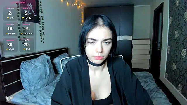 bonnybimi online show from October 25, 2025, 1:40 pm