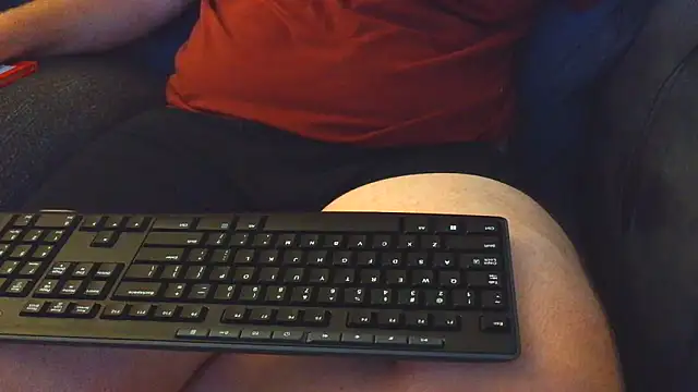 Snapshot of thighguy30 chatting on September 9, 2025, 7:08 am thighguy30 online show from September 9, 2025, 7:08 am