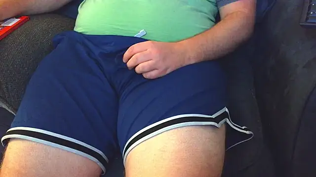 Snapshot of thighguy30 chatting on October 2, 2025, 8:27 pm thighguy30 online show from October 2, 2025, 8:27 pm