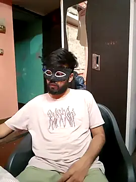 Snapshot of soniriyaa010101 chatting on March 3, 2026, 6:03 pm soniriyaa010101 online show from March 3, 2026, 6:03 pm