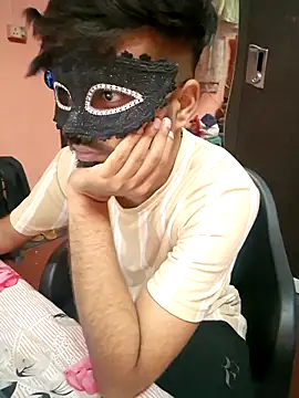 Snapshot of soniriyaa010101 chatting on March 13, 2026, 8:43 am soniriyaa010101 online show from March 13, 2026, 8:43 am