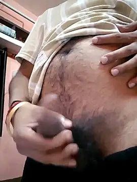 Snapshot of soniriyaa010101 chatting on April 5, 2026, 9:39 am soniriyaa010101 online show from April 5, 2026, 9:39 am