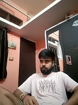 Snapshot of soniriyaa010101 chatting on April 16, 2026, 8:48 am soniriyaa010101 online show from April 16, 2026, 8:48 am