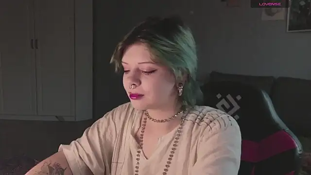 Alice Zev online show from October 8, 2025, 3:09 pm