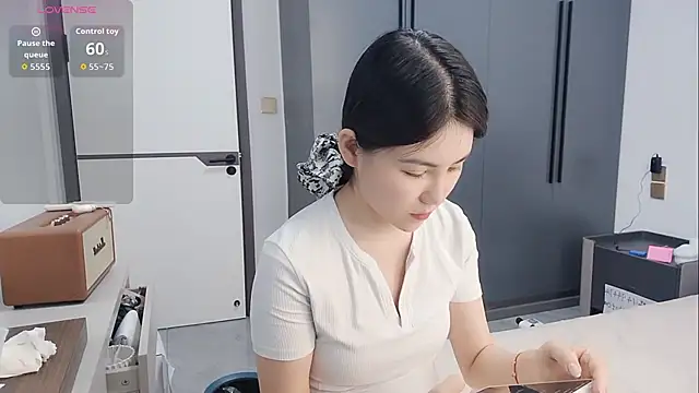 luckckcj online show from November 4, 2025, 6:23 am