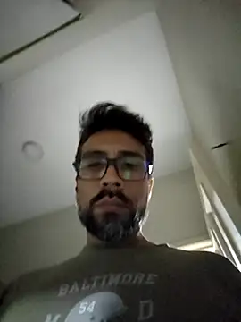 Snapshot of Mac50rus chatting on September 11, 2025, 5:18 am Mac50rus online show from September 11, 2025, 5:18 am