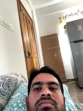 Snapshot of sunnu_97_ chatting on December 17, 2025, 5:13 am sunnu 97 online show from December 17, 2025, 5:13 am