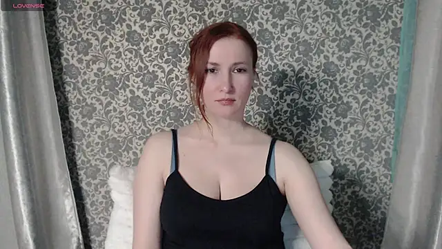 LesanaMagic online show from February 7, 2025, 8:31 pm