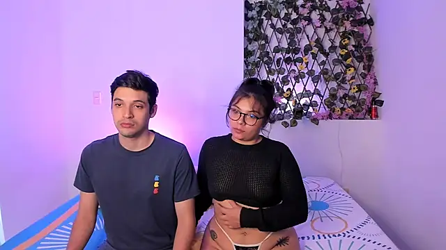 kylietimothee online show from September 12, 2025, 5:57 pm