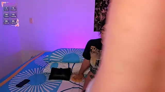 kylietimothee online show from November 16, 2025, 3:45 am