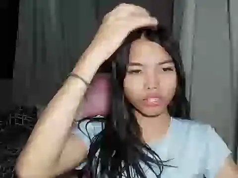 cutie milker online show from April 29, 2026, 11:36 am