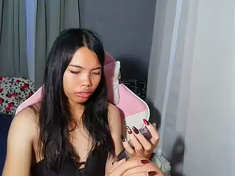cutie milker online show from June 13, 2026, 5:27 am