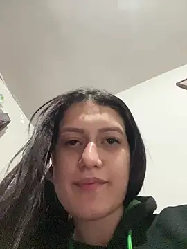 Caroline daring online show from March 25, 2026, 2:06 am