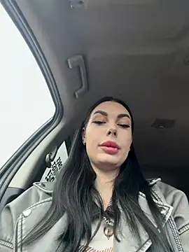 Bella R0se online show from March 28, 2026, 1:00 pm