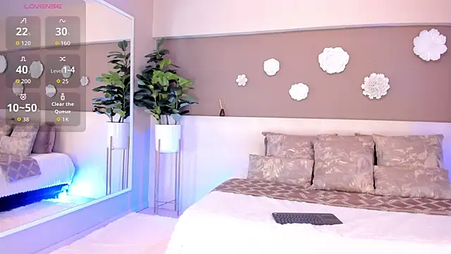 VictoriaShelby online show from October 11, 2025, 11:53 am