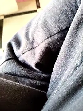 Chanderi19 online show from January 18, 2026, 5:55 am