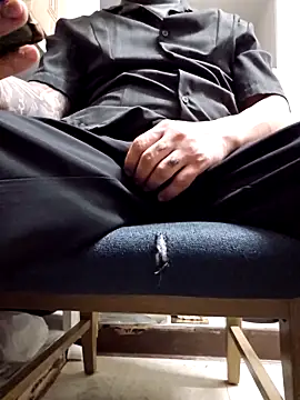 maxelbueno online show from September 15, 2025, 8:09 pm