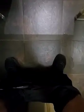 maxelbueno online show from October 4, 2025, 4:38 pm