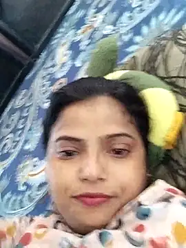 Hot-Pooja25 online show from April 22, 2026, 3:20 am