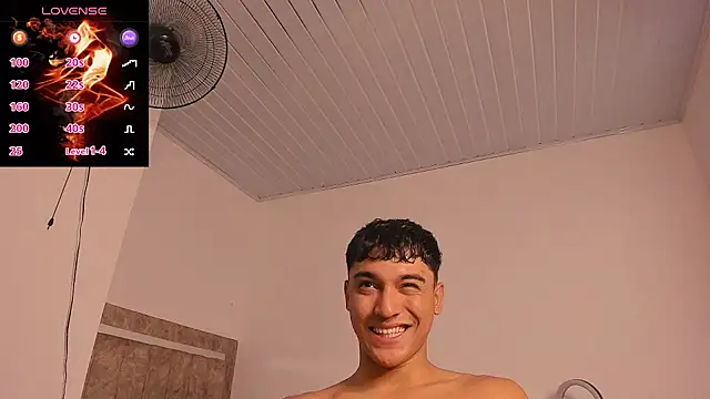 Snapshot of Austin_Cardieff_ chatting on October 21, 2025, 8:20 pm Austin Cardieff  online show from October 21, 2025, 8:20 pm