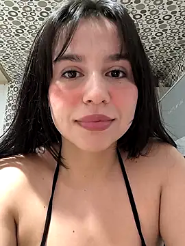 Daniela-rosee online show from November 7, 2025, 2:55 am