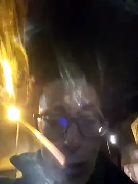 Astrid3 online show from November 4, 2025, 9:58 pm