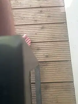 Spritzer07 online show from April 23, 2026, 2:08 pm