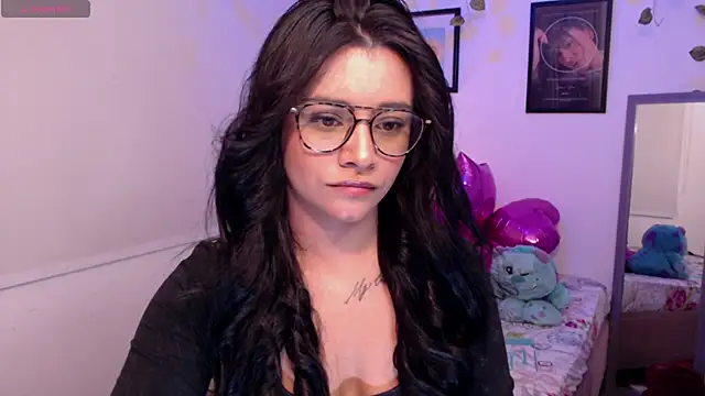 MarilynWhite  online show from October 11, 2025, 8:40 pm