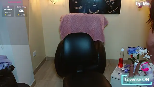 Bom BomXX online show from January 10, 2026, 10:36 pm