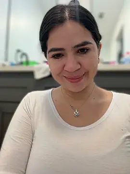 Snapshot of Gringo_XXX_Latina chatting on February 1, 2026, 5:17 am Gringo XXX Latina online show from February 1, 2026, 5:17 am