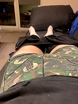 Snapshot of mystery420_ chatting on October 5, 2025, 7:23 pm mystery420 online show from October 5, 2025, 7:23 pm