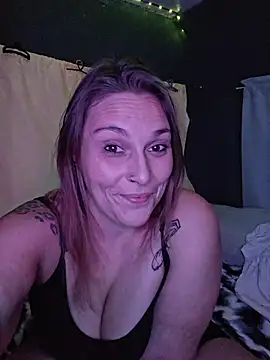 Crazy cakes0301 online show from October 21, 2025, 11:11 am