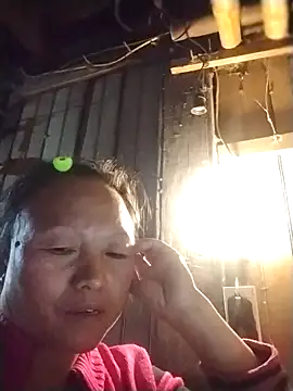 Samdim23 online show from October 29, 2025, 1:46 pm