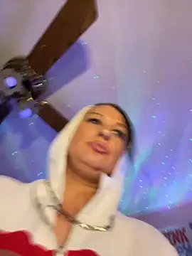 shortywidaphatty online show from October 24, 2025, 1:51 pm