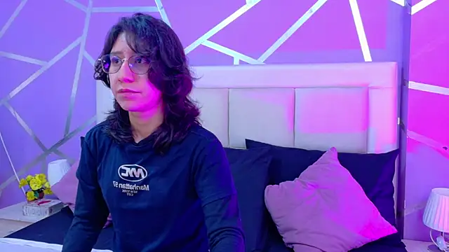 Snapshot of jupiterysaturno chatting on September 26, 2025, 1:04 pm jupiterysaturno online show from September 26, 2025, 1:04 pm