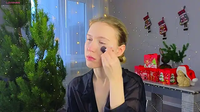 Succubelle online show from December 21, 2025, 7:15 am