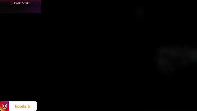 Snapshot of Fiorela_1 chatting on May 14, 2026, 6:31 am Fiorela 1 online show from May 14, 2026, 6:31 am