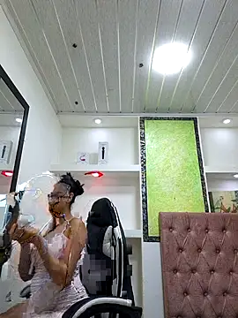 susan mooree online show from October 16, 2025, 7:04 pm