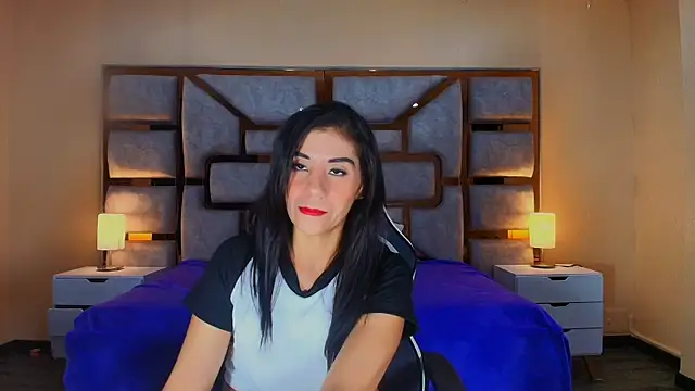 ANABELL BROWN online show from May 19, 2026, 1:28 pm