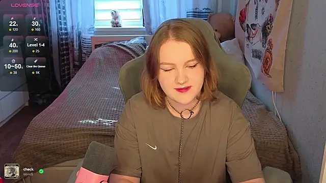 Snapshot of OliviaBlade chatting on September 14, 2025, 5:06 am OliviaBlade online show from September 14, 2025, 5:06 am